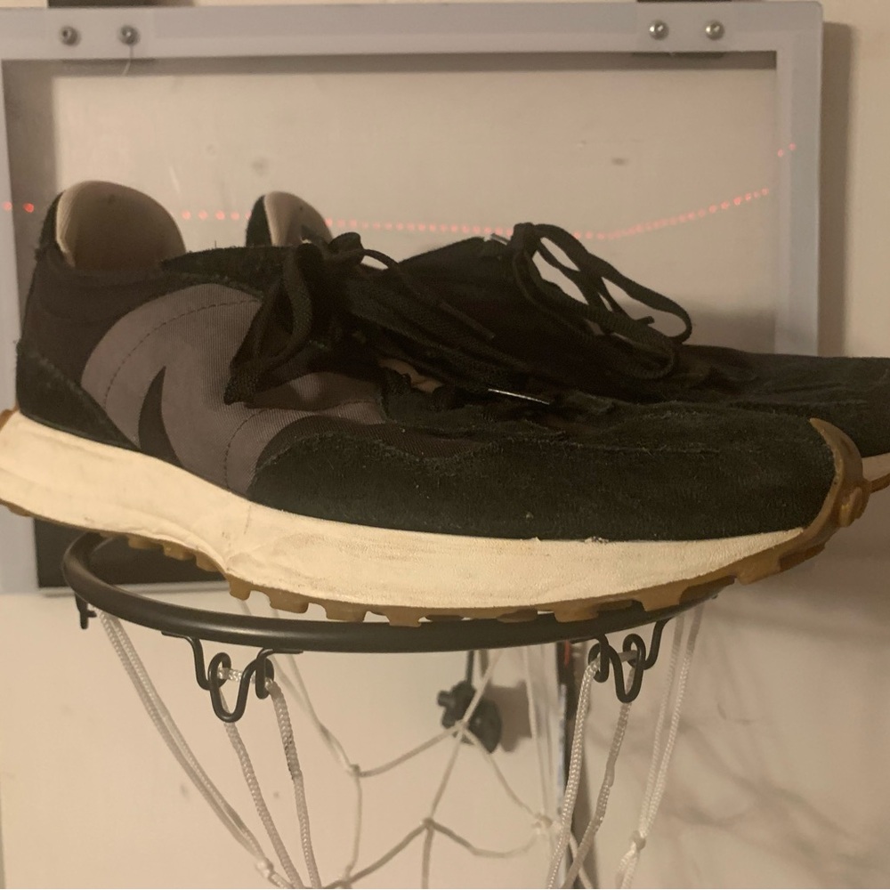 black and grey new balance men’s shoes. size 12.
